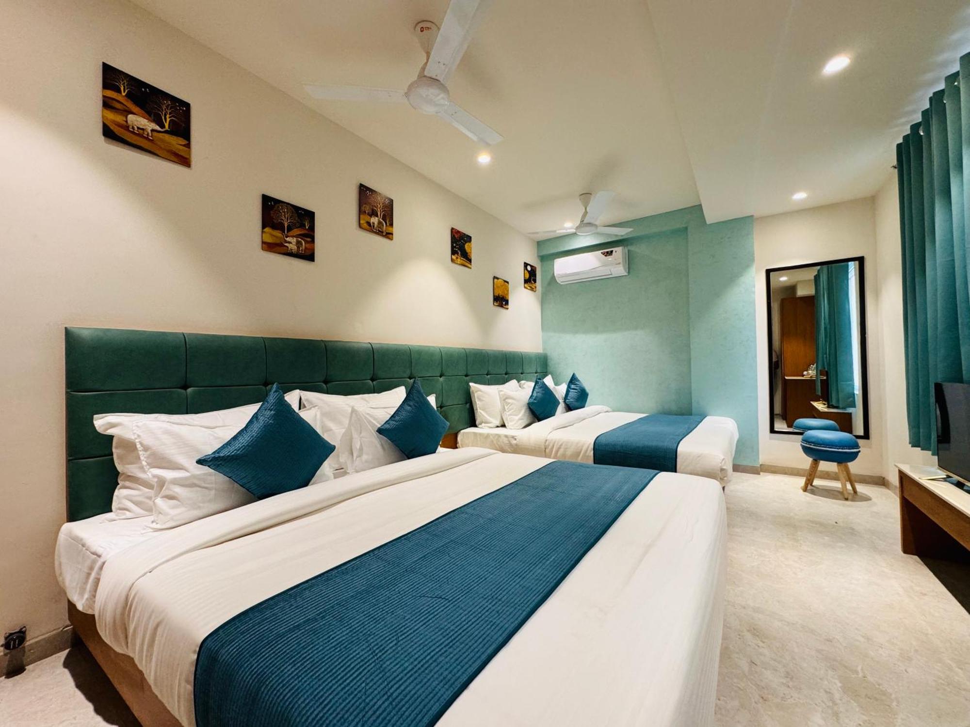 Hotel Rudhav Palace Ujjain Exterior photo